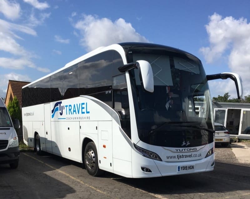 JoJo Coach at TJs Travel