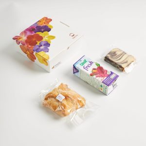 Snack Box เบเกอรี่ ขนม 2 + น้ำ 1