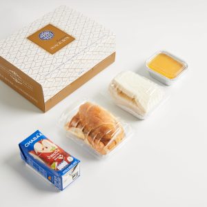 Snack Box เบเกอรี่ ขนม 2 + น้ำ 1