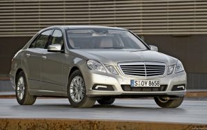 Mercedes E 4dv. od r.v. 2010 do r. v. 2013