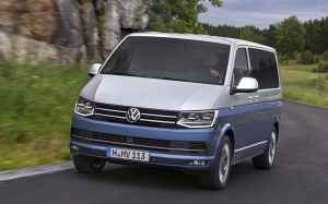 VW Transportér T6 +6.1 Multivan 4 míst od r. výroby 9/2015....