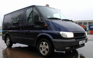 Ford Transit + Transit Valník  od r.v. 1/2000 - do r.v. 3/2006 6 míst