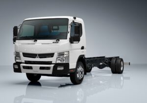 Mitsubishi Fuso 3 místa